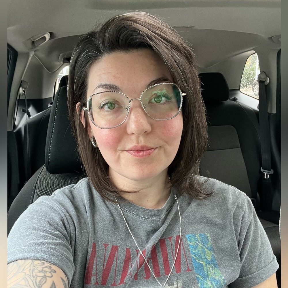 Meet your Posher, Carrie